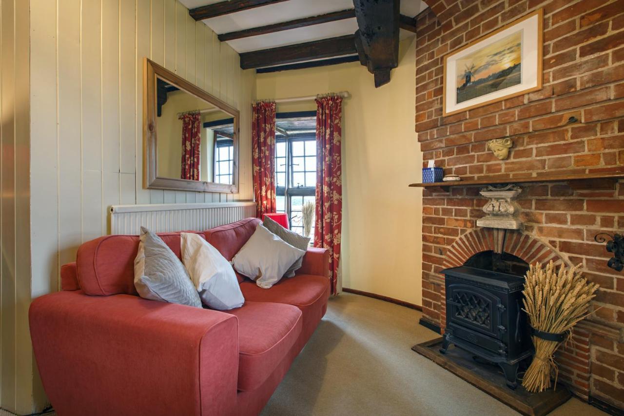 Bed and Breakfast Cley Windmill Голт Екстер'єр фото
