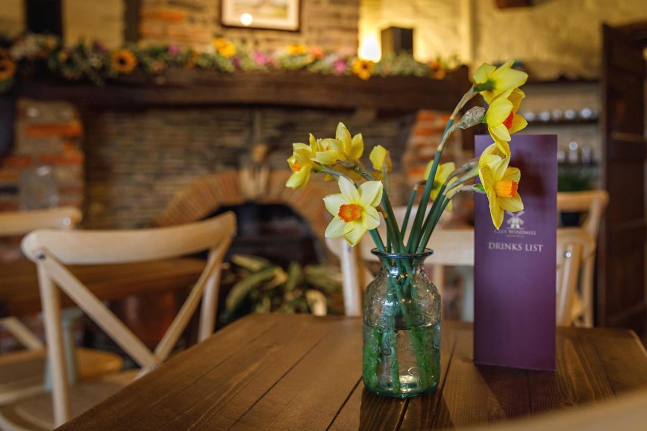 Bed and Breakfast Cley Windmill Голт Екстер'єр фото