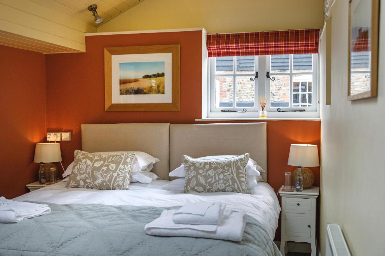 Bed and Breakfast Cley Windmill Голт Екстер'єр фото